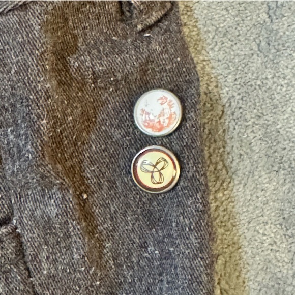 TNA Flare Pants

#1300 - Picture 7 of 9